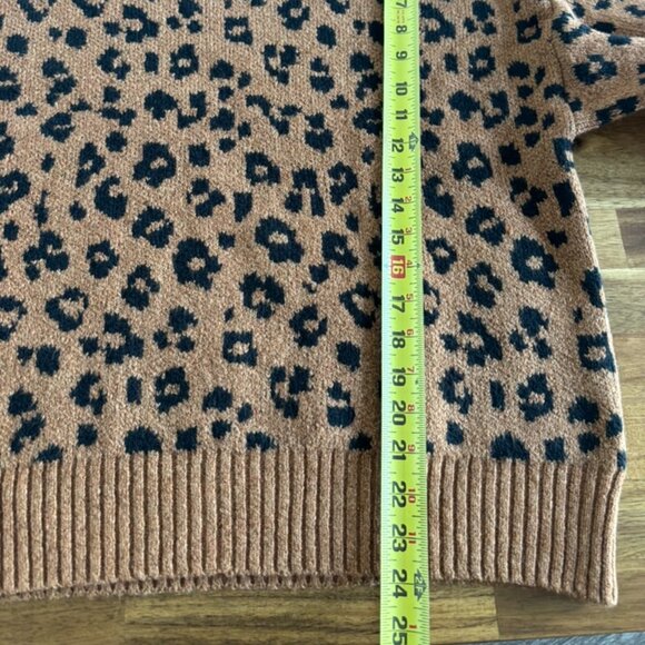 Old Navy Sweater Women Size XL Leopard-Print Mock-Neck Ribbed Hem Preppy NWT - Picture 4 of 12